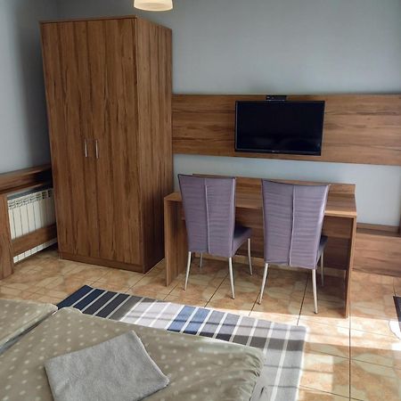 Mini Apartamenty Centrum Krasków Eksteriør bilde