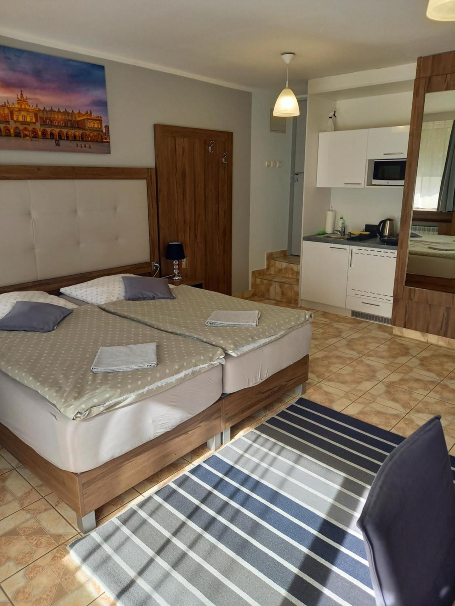 Mini Apartamenty Centrum Krasków Eksteriør bilde